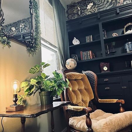 Mr. Mcgregor'S Garden Apartment Salem Bagian luar foto