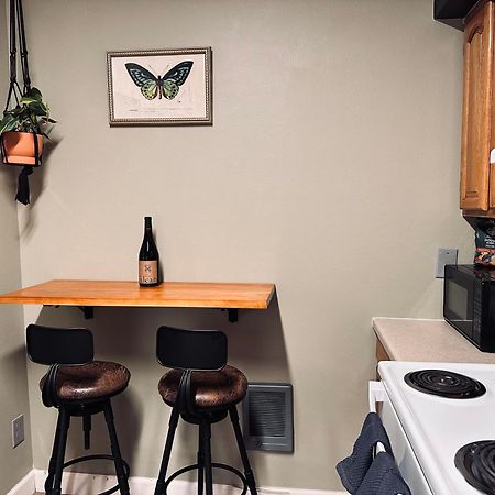 Mr. Mcgregor'S Garden Apartment Salem Bagian luar foto