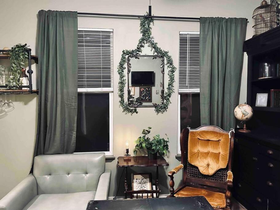 Mr. Mcgregor'S Garden Apartment Salem Bagian luar foto