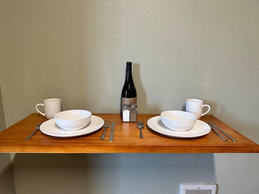 Mr. Mcgregor'S Garden Apartment Salem Bagian luar foto
