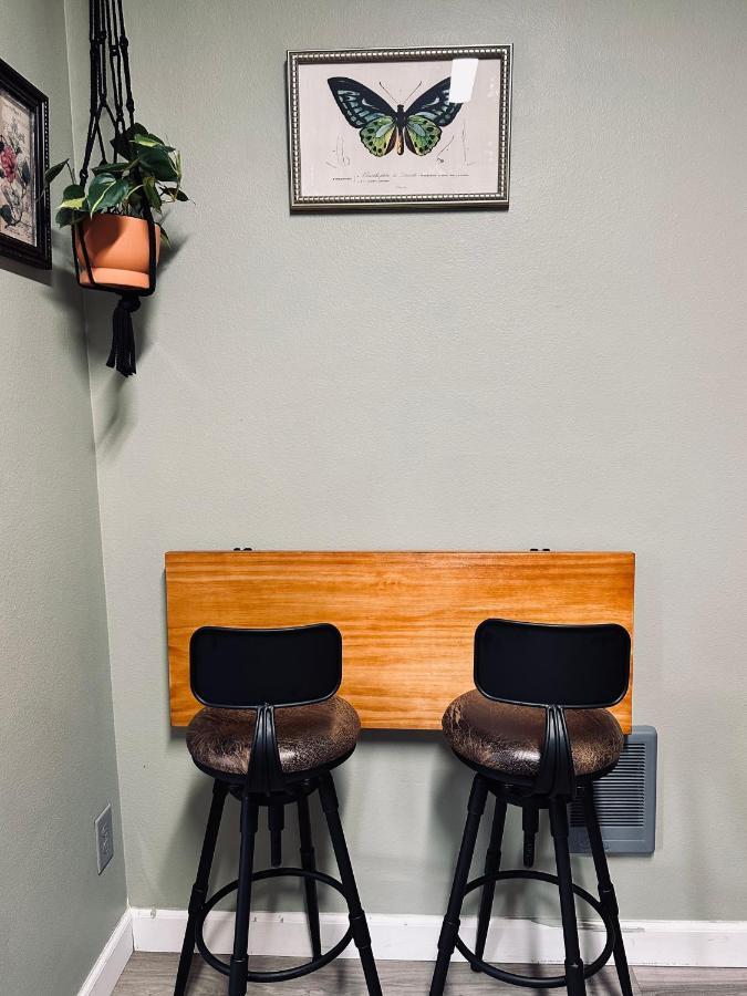 Mr. Mcgregor'S Garden Apartment Salem Bagian luar foto